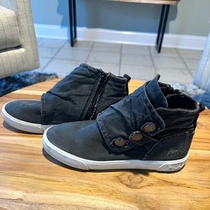 Women’s Blowfish Grey Canvas Ankle Boot Size 8